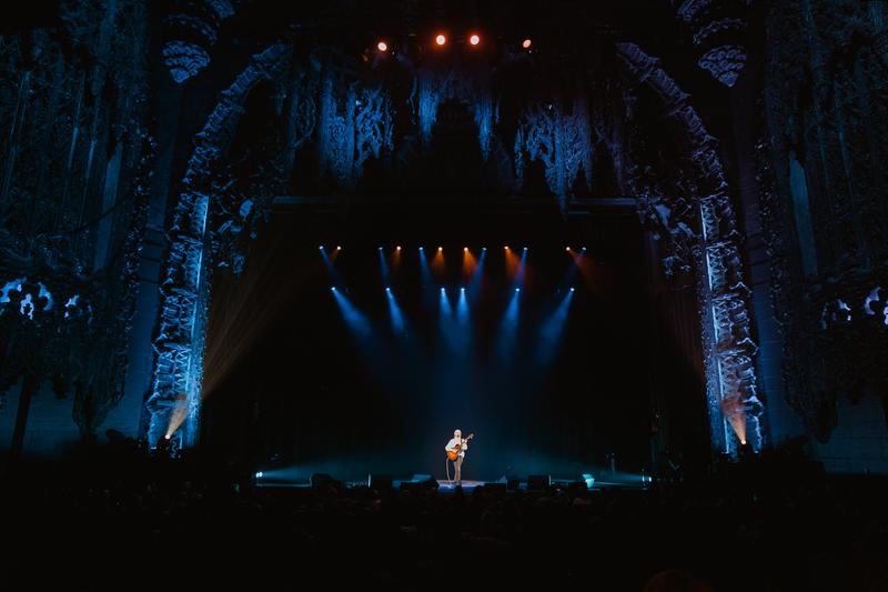Ed Sheeran: LOOP Tour